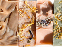 Load image into Gallery viewer, DELUXE NATURAL SOAP BOX